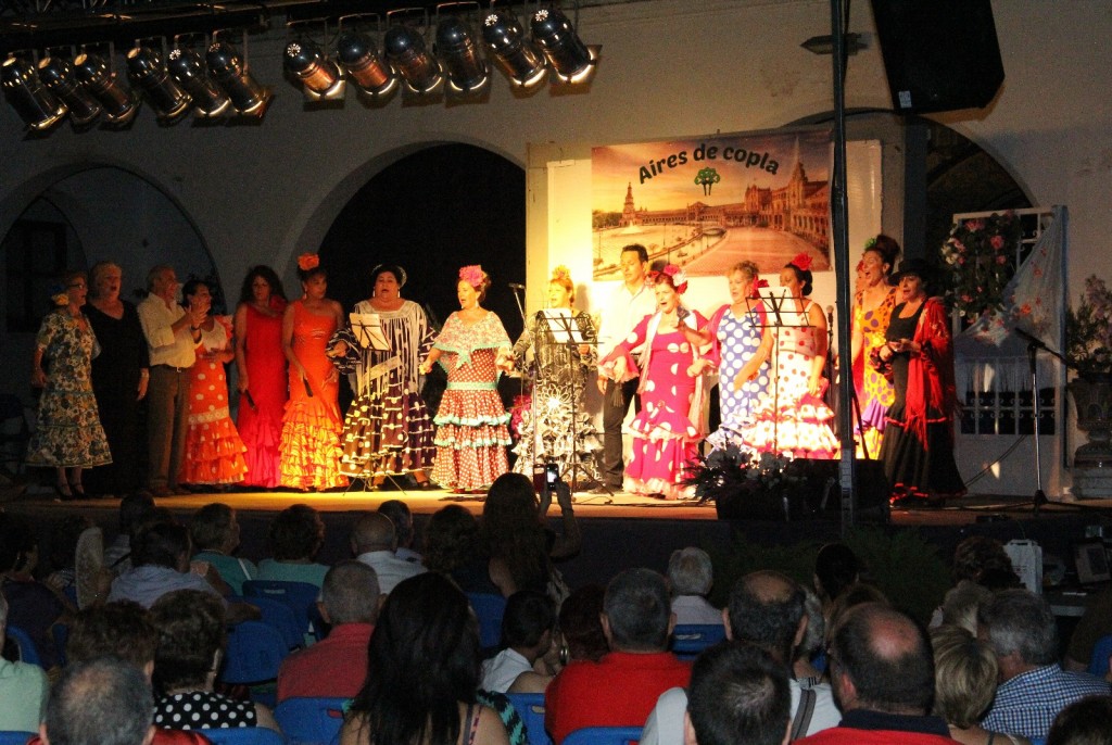 Foto del grupo en el escenario