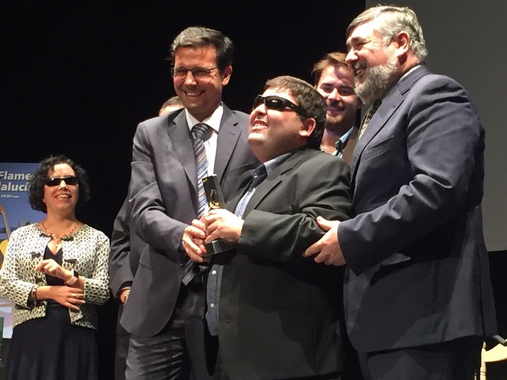 Alcalde de Granada entrega el premio al Plazoleta