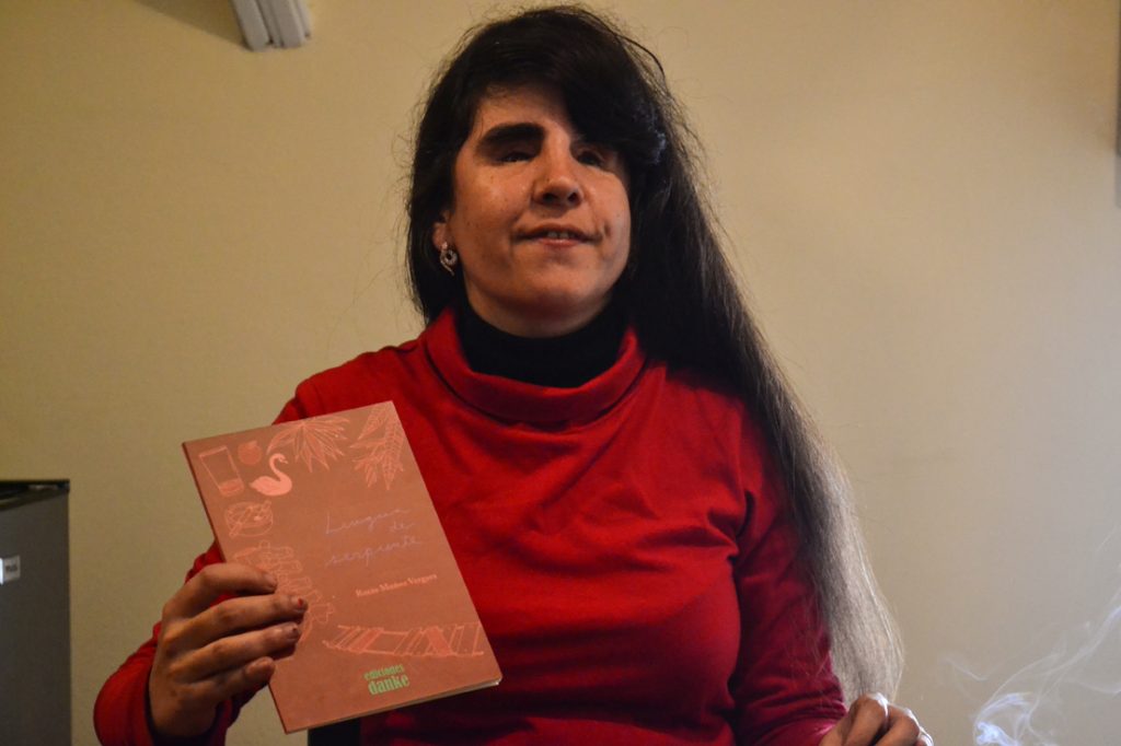 "No me arriesgaría a vivir sin leer y sin incentivar la literatura", sostiene la poeta hispano-argentina