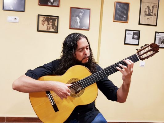 El guitarrista malagueño Sergio Molido