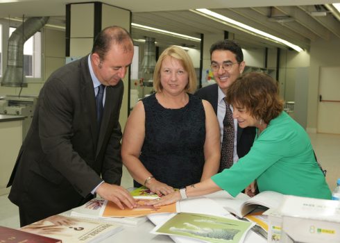 Grupo Planeta conoce el Servicio Bibliográfico de la ONCE